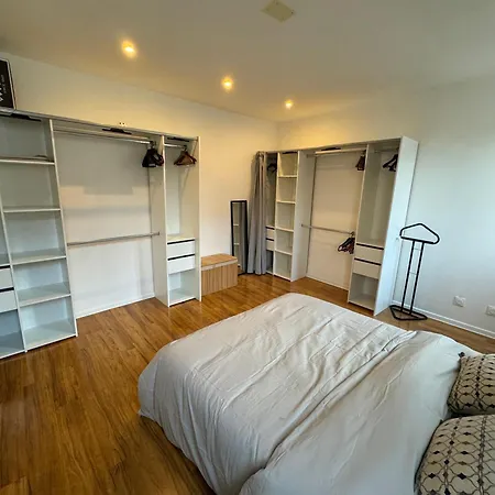 Jolie Maison Avec Salon Cinema 아파트 *