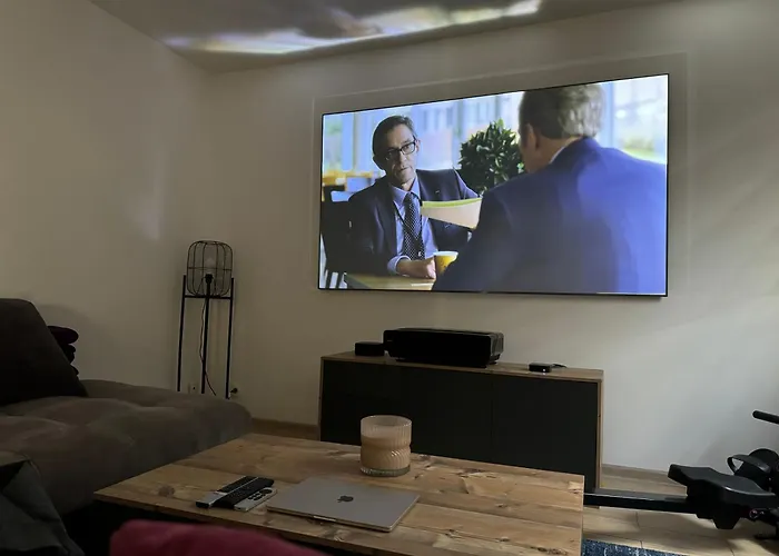 Jolie Maison Avec Salon Cinéma Mouy